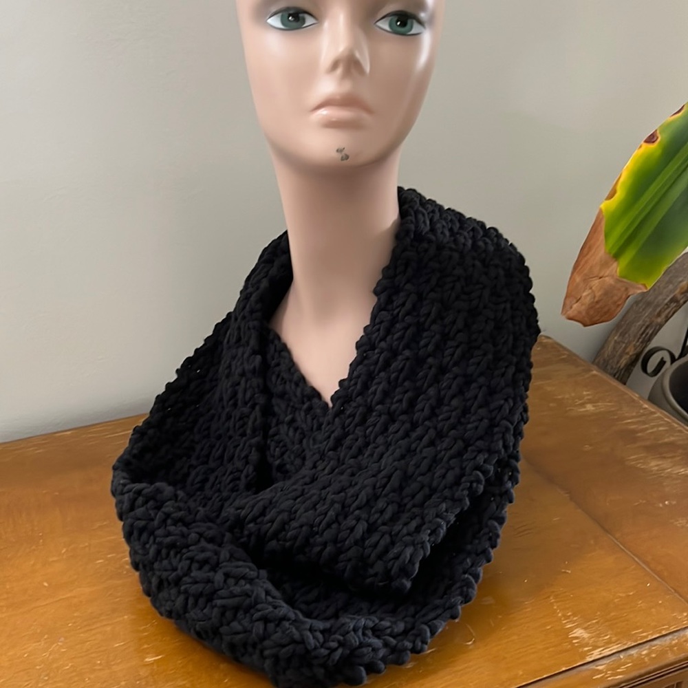 Ladies fashion cowl